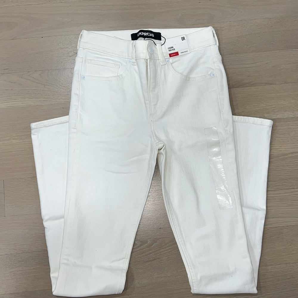 NWT High Rise Shaping Jeans - Picture 4 of 5